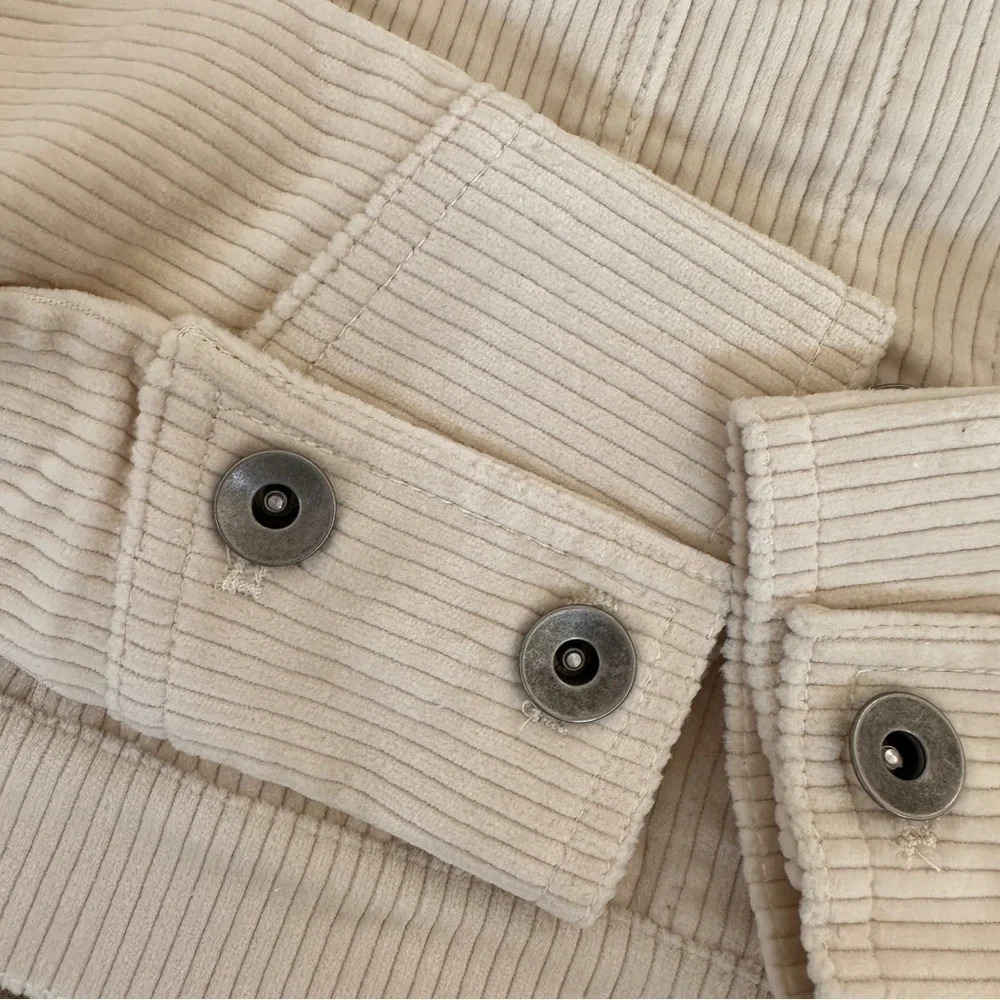 Callipygian Corduroy Trucker Jacket in Vanilla - Picture 4 of 6